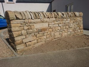 free-standing dry stone wall